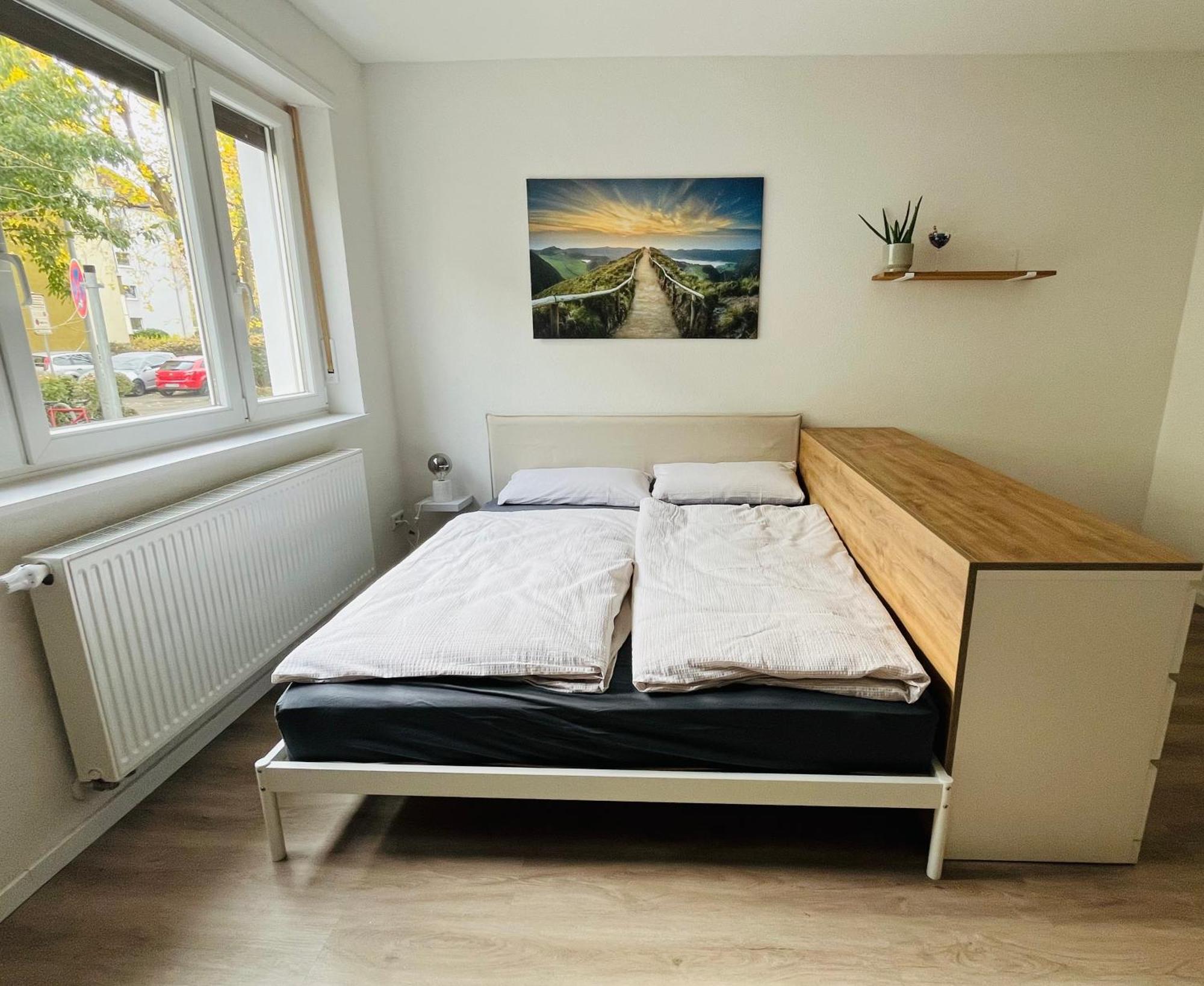 Black Forest City Apartment Mit Kostenlosem Parkplatz Friburgo em Brisgóvia Exterior foto
